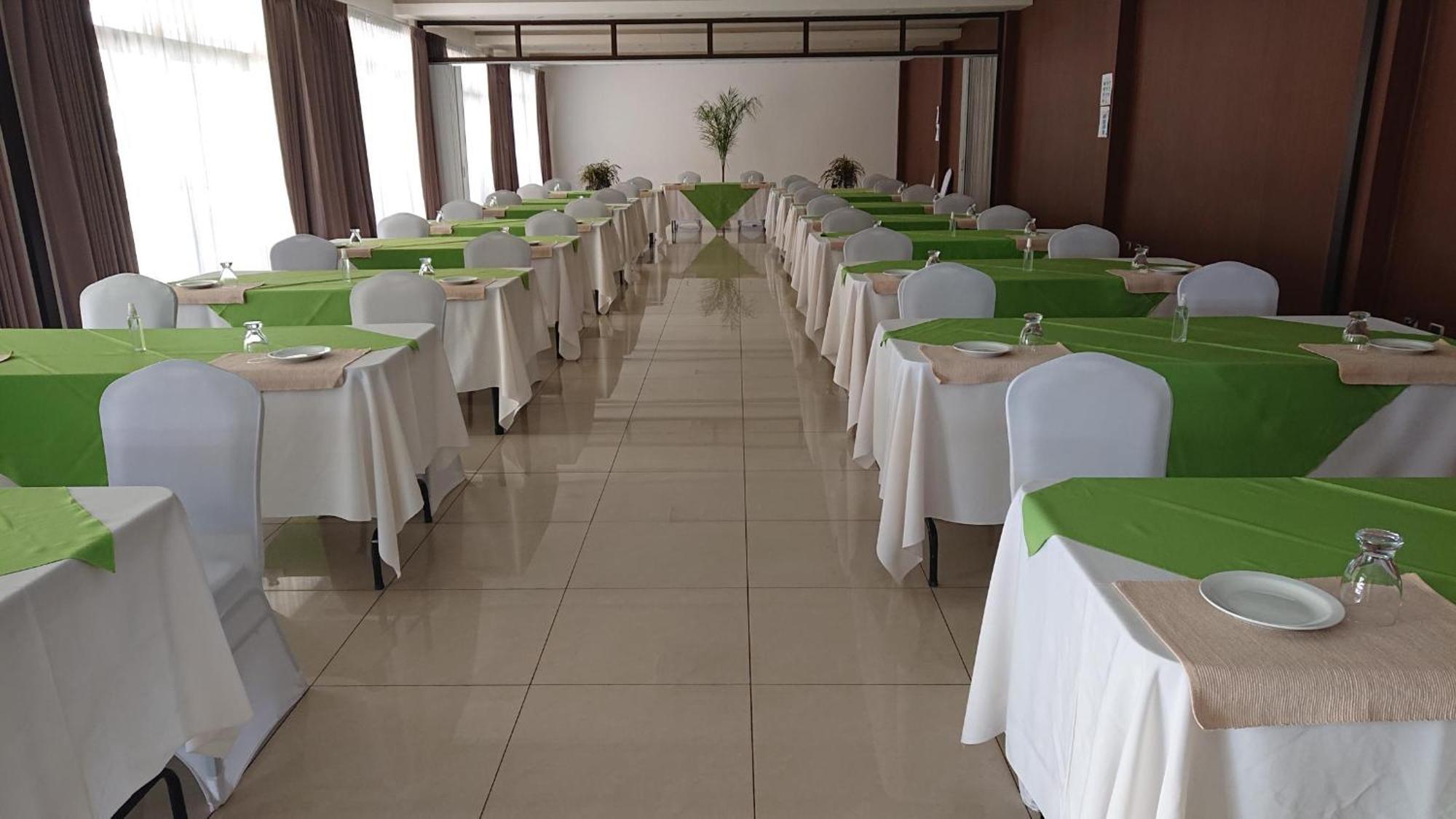 Hotel Y Restaurante El Guarco Cartago Extérieur photo