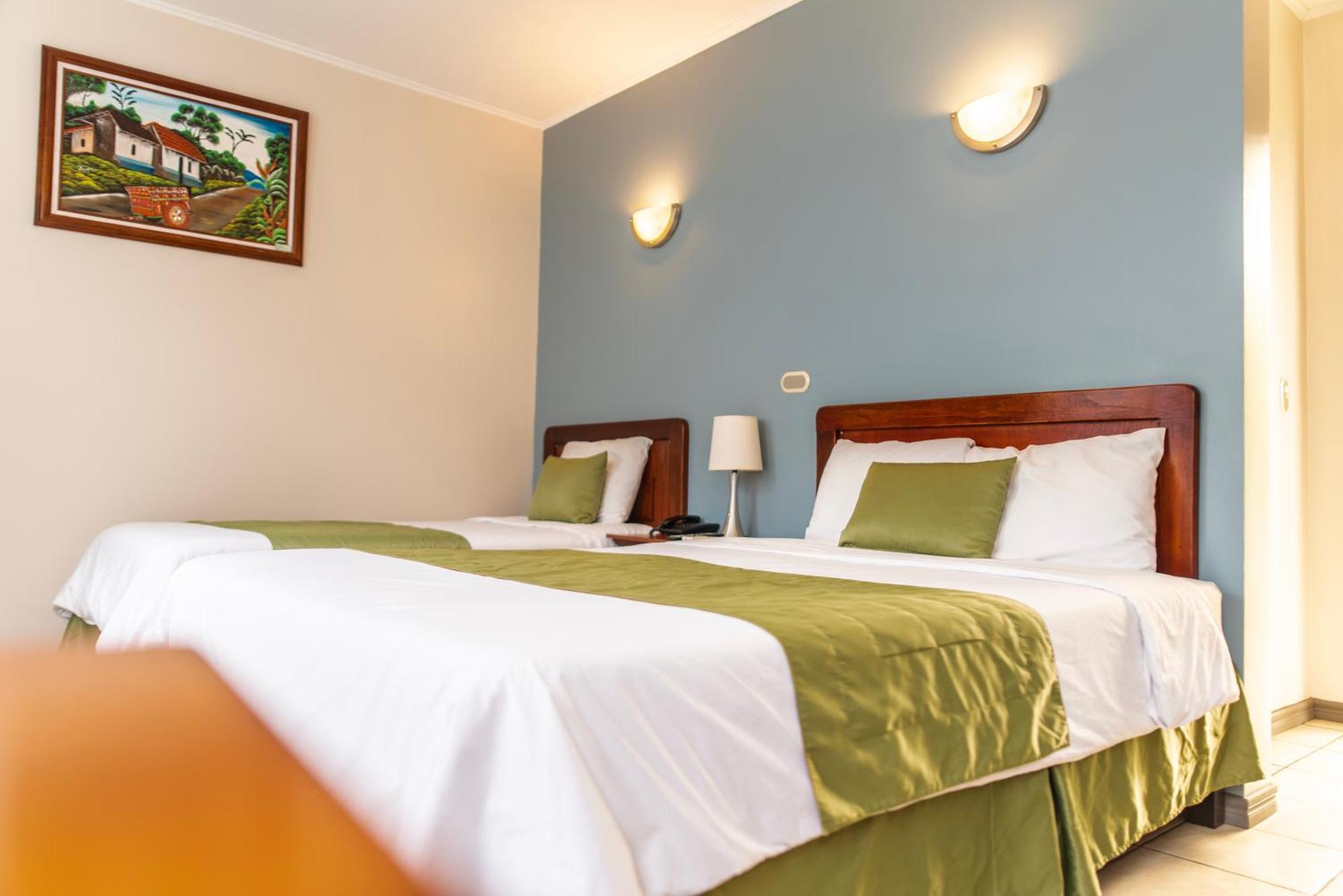 Hotel Y Restaurante El Guarco Cartago Extérieur photo