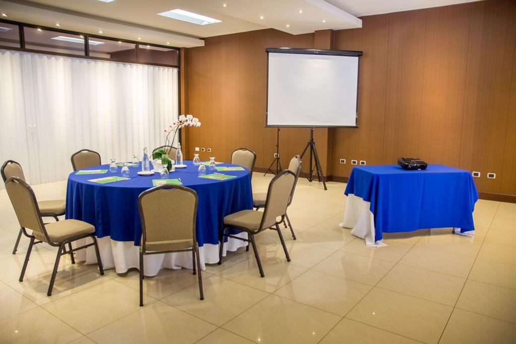 Hotel Y Restaurante El Guarco Cartago Extérieur photo
