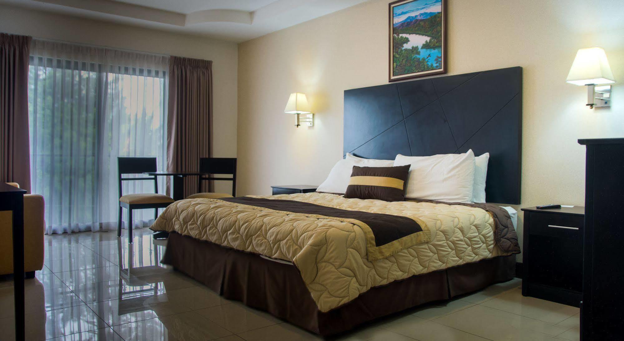 Hotel Y Restaurante El Guarco Cartago Extérieur photo